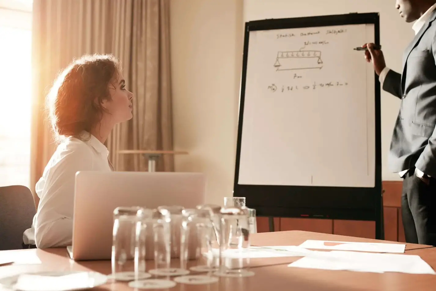 How to Use Teams Presenter Mode for PowerPoint Presentations 2 powerpoint presentation mode in teams